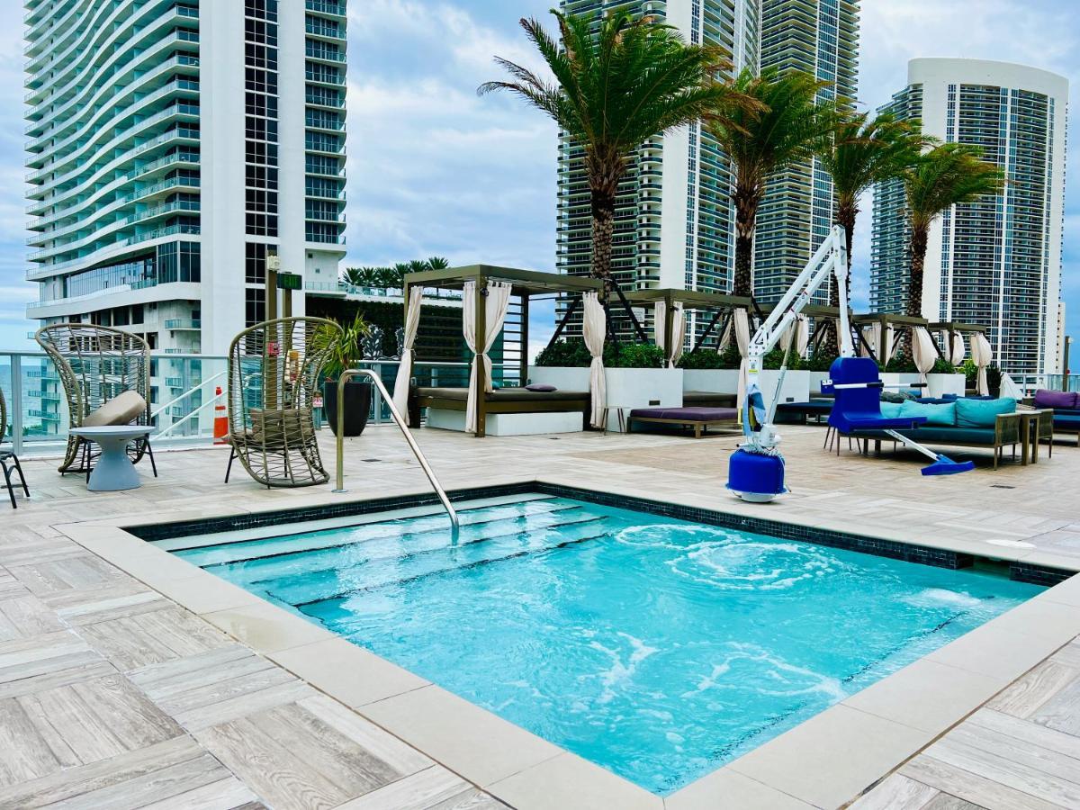 Hyde House - Luxury Waterfront 2Br 2Ba Apartment Suite With Direct Ocean View, Roof Top Pool, Resort Amenities Hollywood Bagian luar foto